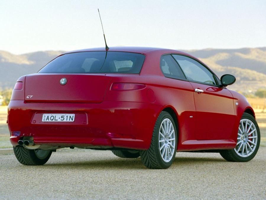  Alfa Romeo GT (937C) 2004 года  (AU) (фото 14 из 17)